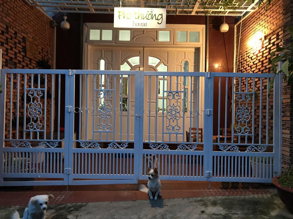 Pho Thuong House And Kitchen Lägenhet Dalat Exteriör bild